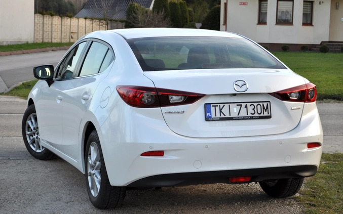 Mazda 3 cena 68800 przebieg: 90000, rok produkcji 2018 z Tarnobrzeg małe 781